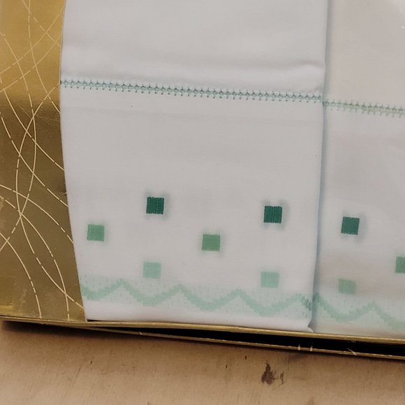 Dan River Combed Percale Sheet Set Double Flat Sheet 2 Pillow Cases Original Box - Picture 6 of 14